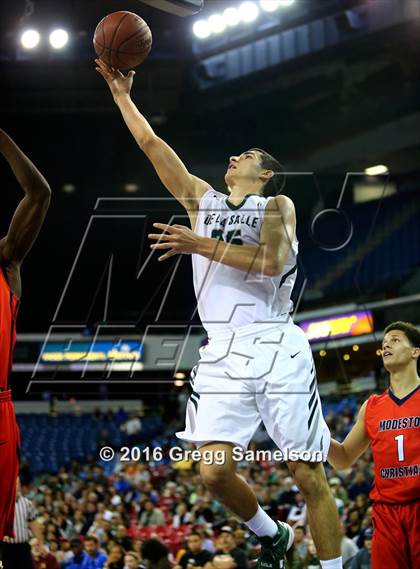 Thumbnail 3 in De La Salle vs. Modesto Christian (CIF NorCal Regional Open Division Final) photogallery.
