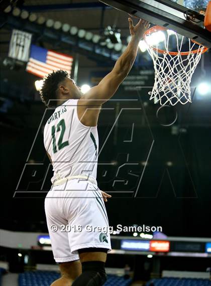 Thumbnail 3 in De La Salle vs. Modesto Christian (CIF NorCal Regional Open Division Final) photogallery.