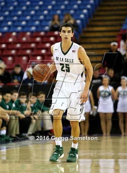Thumbnail 2 in De La Salle vs. Modesto Christian (CIF NorCal Regional Open Division Final) photogallery.