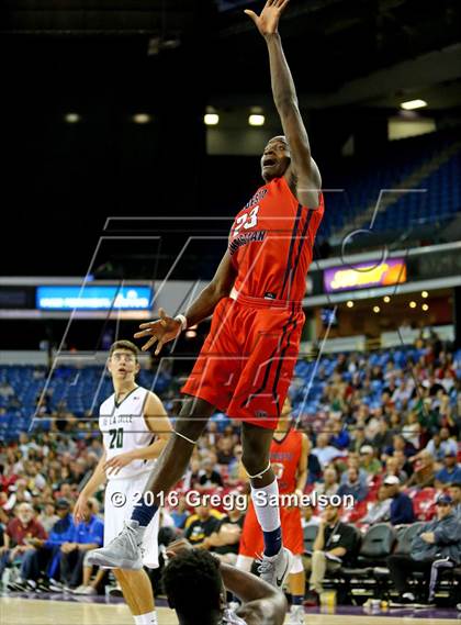 Thumbnail 2 in De La Salle vs. Modesto Christian (CIF NorCal Regional Open Division Final) photogallery.