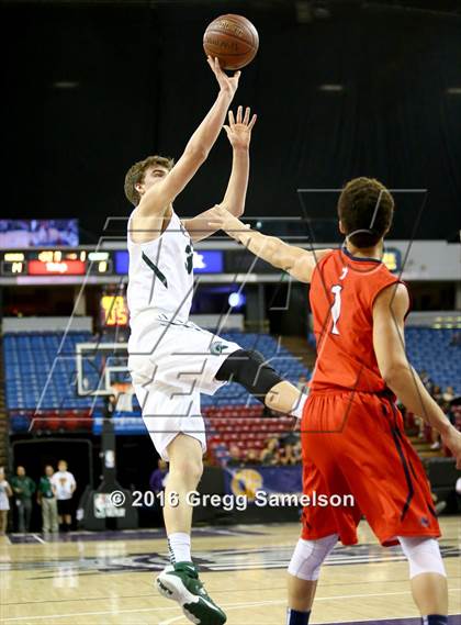 Thumbnail 3 in De La Salle vs. Modesto Christian (CIF NorCal Regional Open Division Final) photogallery.