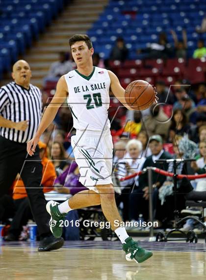 Thumbnail 3 in De La Salle vs. Modesto Christian (CIF NorCal Regional Open Division Final) photogallery.