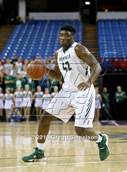 Thumbnail 1 in De La Salle vs. Modesto Christian (CIF NorCal Regional Open Division Final) photogallery.