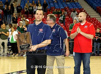 Thumbnail 1 in De La Salle vs. Modesto Christian (CIF NorCal Regional Open Division Final) photogallery.