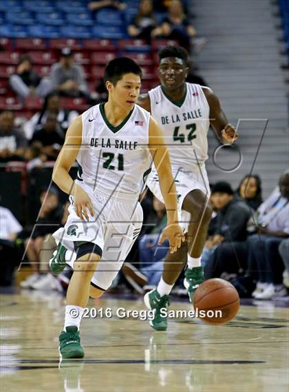 Thumbnail 1 in De La Salle vs. Modesto Christian (CIF NorCal Regional Open Division Final) photogallery.