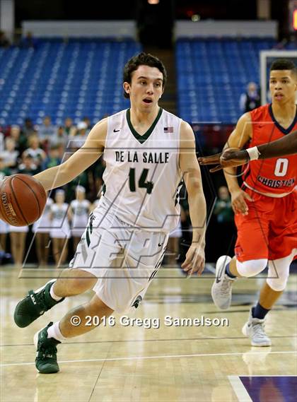 Thumbnail 3 in De La Salle vs. Modesto Christian (CIF NorCal Regional Open Division Final) photogallery.