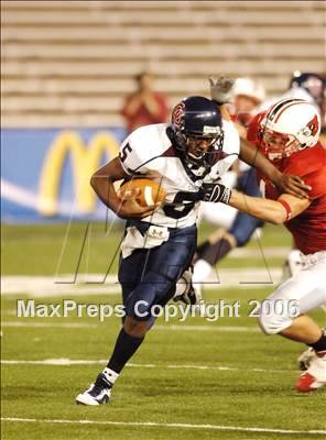 Thumbnail 3 in Cardinal O'Hara (PA) vs. Colerain (Ohio vs USA Challenge) photogallery.