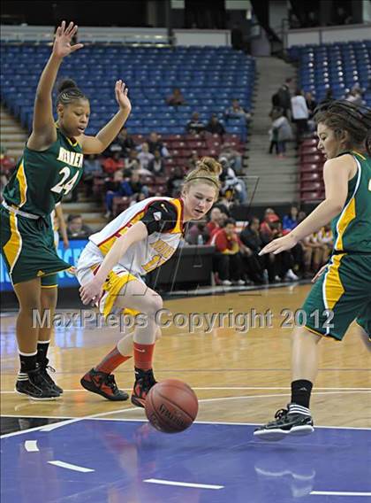 Thumbnail 1 in Berkeley vs. Kennedy (CIF D1 NorCal Regional Final) photogallery.