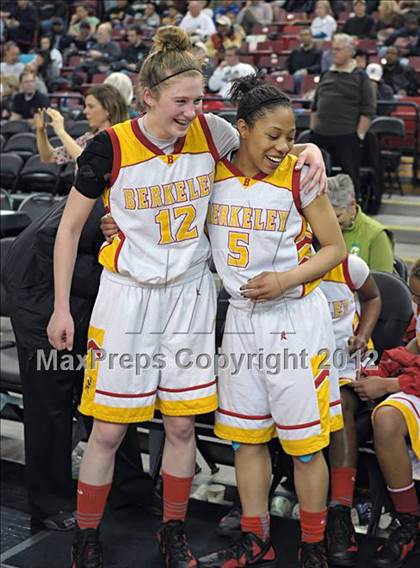 Thumbnail 2 in Berkeley vs. Kennedy (CIF D1 NorCal Regional Final) photogallery.