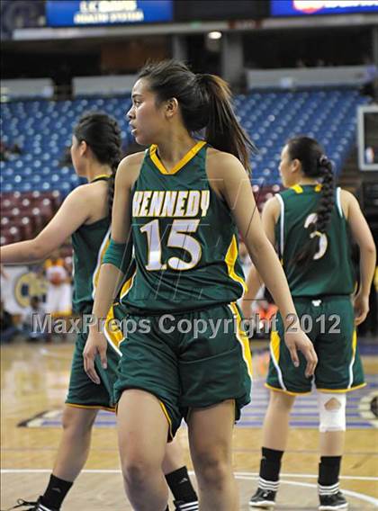 Thumbnail 1 in Berkeley vs. Kennedy (CIF D1 NorCal Regional Final) photogallery.