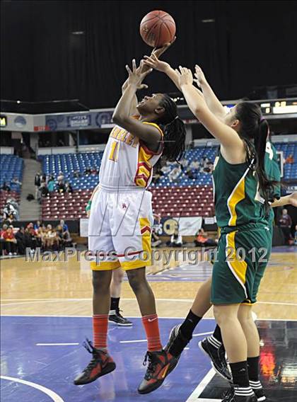 Thumbnail 3 in Berkeley vs. Kennedy (CIF D1 NorCal Regional Final) photogallery.