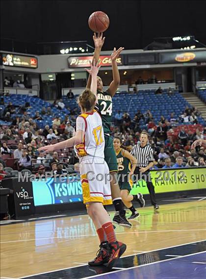 Thumbnail 2 in Berkeley vs. Kennedy (CIF D1 NorCal Regional Final) photogallery.