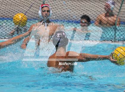 Thumbnail 3 in La Jolla vs. Torrey Pines (18th Annual Draz Classic) photogallery.