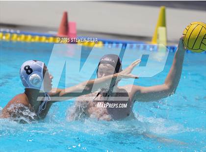 Thumbnail 3 in La Jolla vs. Torrey Pines (18th Annual Draz Classic) photogallery.