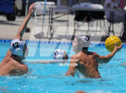 Thumbnail 3 in La Jolla vs. Torrey Pines (18th Annual Draz Classic) photogallery.