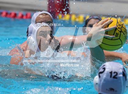 Thumbnail 3 in La Jolla vs. Torrey Pines (18th Annual Draz Classic) photogallery.