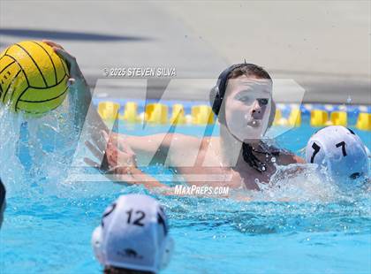 Thumbnail 2 in La Jolla vs. Torrey Pines (18th Annual Draz Classic) photogallery.
