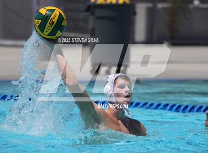 Thumbnail 2 in La Jolla vs. Torrey Pines (18th Annual Draz Classic) photogallery.
