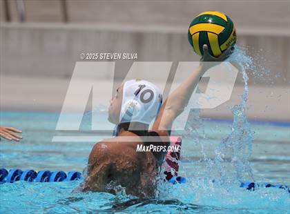 Thumbnail 3 in La Jolla vs. Torrey Pines (18th Annual Draz Classic) photogallery.
