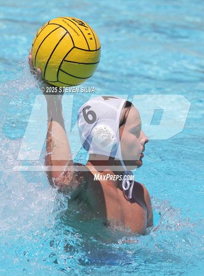 Thumbnail 2 in La Jolla vs. Torrey Pines (18th Annual Draz Classic) photogallery.