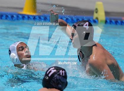 Thumbnail 3 in La Jolla vs. Torrey Pines (18th Annual Draz Classic) photogallery.