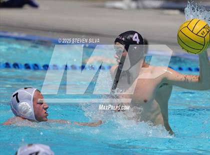 Thumbnail 2 in La Jolla vs. Torrey Pines (18th Annual Draz Classic) photogallery.