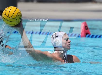 Thumbnail 1 in La Jolla vs. Torrey Pines (18th Annual Draz Classic) photogallery.