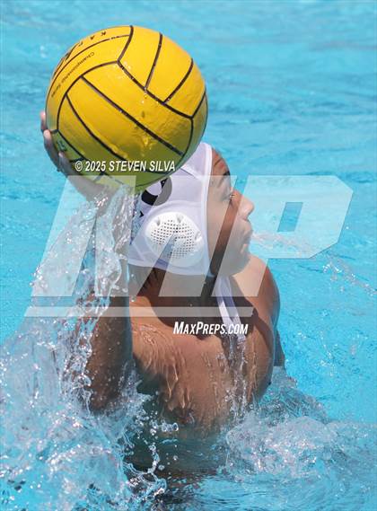 Thumbnail 1 in La Jolla vs. Torrey Pines (18th Annual Draz Classic) photogallery.
