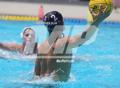 Thumbnail 3 in La Jolla vs. Torrey Pines (18th Annual Draz Classic) photogallery.