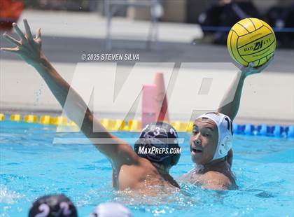 Thumbnail 3 in La Jolla vs. Torrey Pines (18th Annual Draz Classic) photogallery.