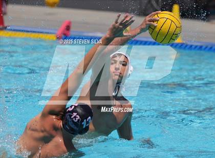 Thumbnail 2 in La Jolla vs. Torrey Pines (18th Annual Draz Classic) photogallery.
