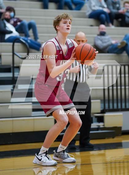 Thumbnail 3 in Danville vs Cascade (Avon High School) photogallery.