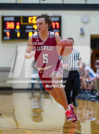 Thumbnail 3 in Danville vs Cascade (Avon High School) photogallery.