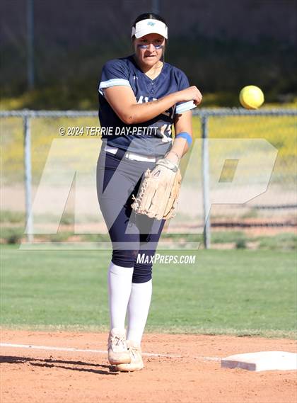 Thumbnail 1 in Poston Butte vs Deer Valley (AIA 4A Conference Play-In) photogallery.