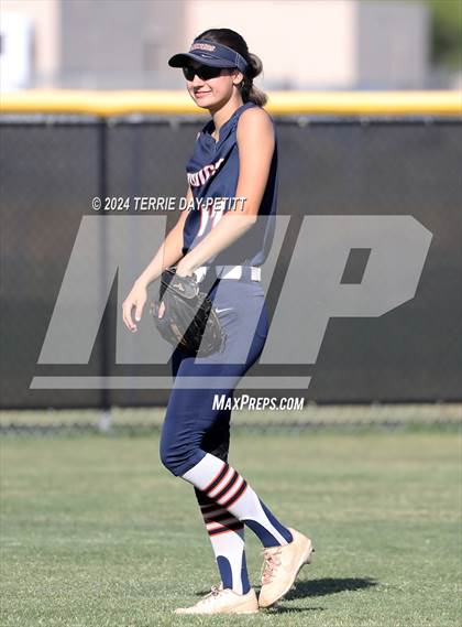 Thumbnail 3 in Poston Butte vs Deer Valley (AIA 4A Conference Play-In) photogallery.