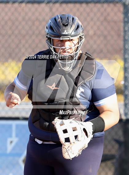 Thumbnail 2 in Poston Butte vs Deer Valley (AIA 4A Conference Play-In) photogallery.