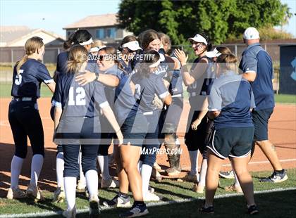 Thumbnail 2 in Poston Butte vs Deer Valley (AIA 4A Conference Play-In) photogallery.