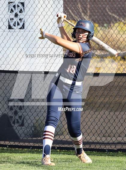 Thumbnail 1 in Poston Butte vs Deer Valley (AIA 4A Conference Play-In) photogallery.