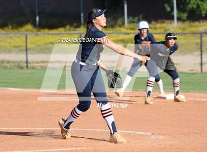 Thumbnail 2 in Poston Butte vs Deer Valley (AIA 4A Conference Play-In) photogallery.