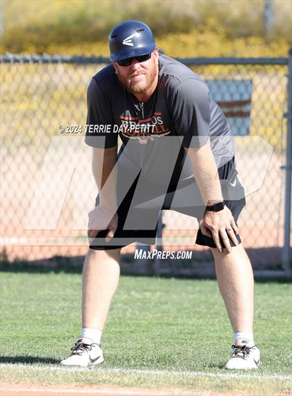 Thumbnail 2 in Poston Butte vs Deer Valley (AIA 4A Conference Play-In) photogallery.