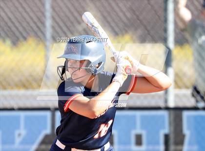 Thumbnail 2 in Poston Butte vs Deer Valley (AIA 4A Conference Play-In) photogallery.