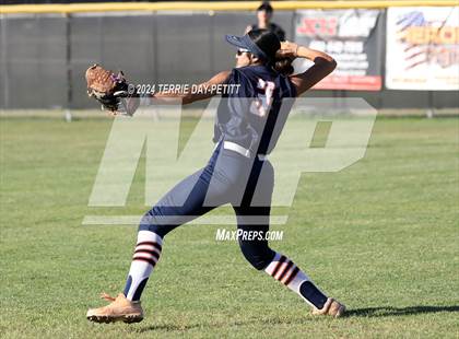 Thumbnail 3 in Poston Butte vs Deer Valley (AIA 4A Conference Play-In) photogallery.