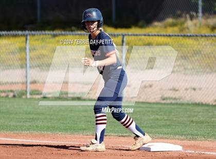 Thumbnail 1 in Poston Butte vs Deer Valley (AIA 4A Conference Play-In) photogallery.
