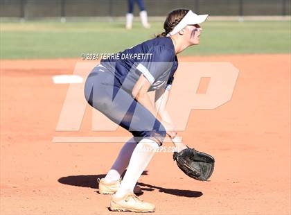Thumbnail 2 in Poston Butte vs Deer Valley (AIA 4A Conference Play-In) photogallery.