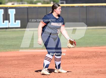 Thumbnail 1 in Poston Butte vs Deer Valley (AIA 4A Conference Play-In) photogallery.