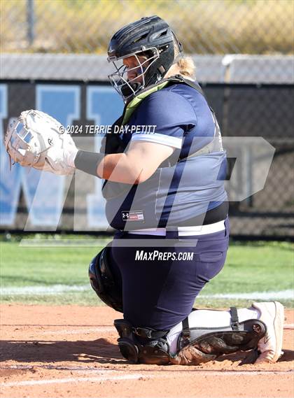 Thumbnail 1 in Poston Butte vs Deer Valley (AIA 4A Conference Play-In) photogallery.