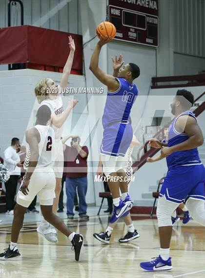 Thumbnail 1 in Bryant @ Benton (Saline County Showdown) photogallery.