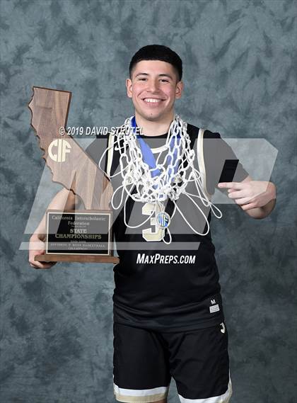 Thumbnail 2 in Foothill (CIF State D5 Award Photos) photogallery.