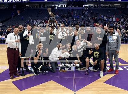 Thumbnail 3 in Foothill (CIF State D5 Award Photos) photogallery.