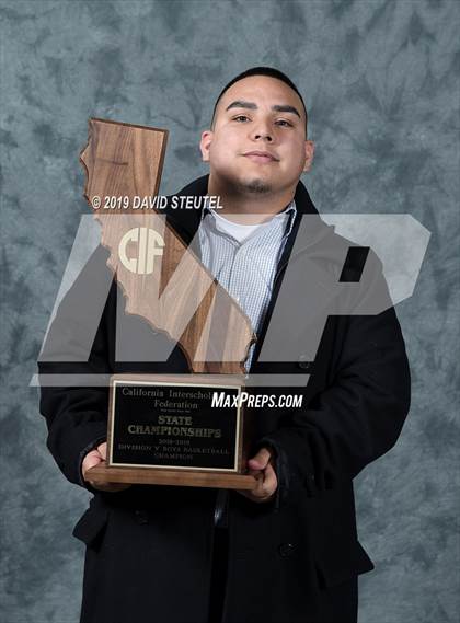 Thumbnail 1 in Foothill (CIF State D5 Award Photos) photogallery.